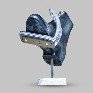 Magnetic Safety Stirrup
